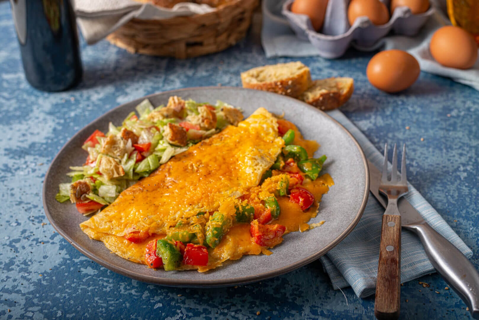 BREAKFAST & OMELETTES Experience The Best Bagels in Mahwah at BAM